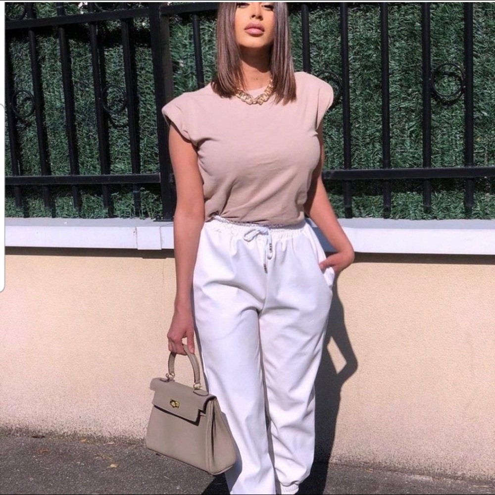 Zara shoulder pad top